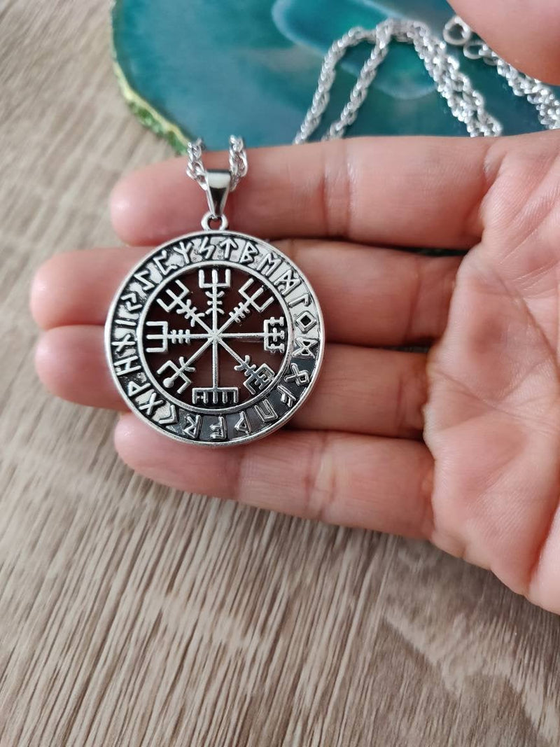 Viking Vegvisir Rune Circle Pendant Necklace with Chain, Viking Compass Necklace