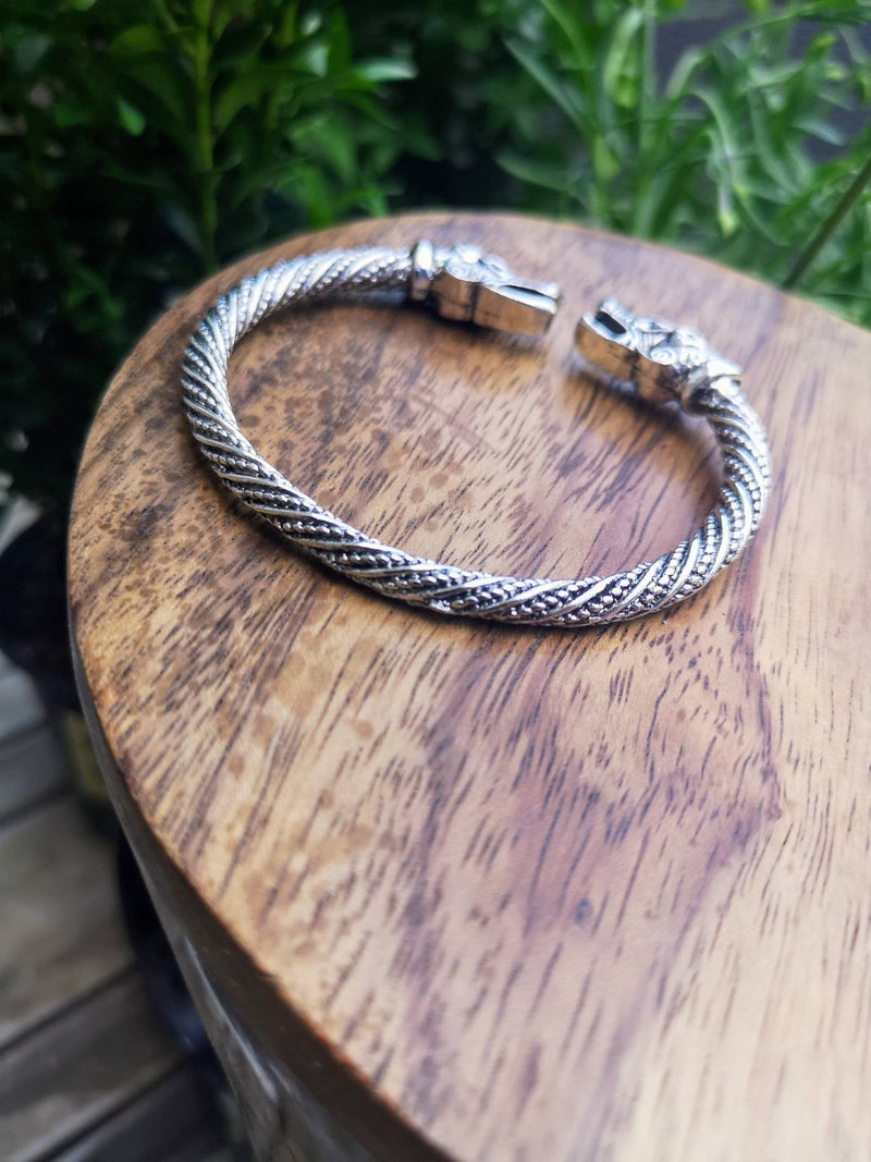 Viking Silver colour young wolf Bracelet, Game of Thrones